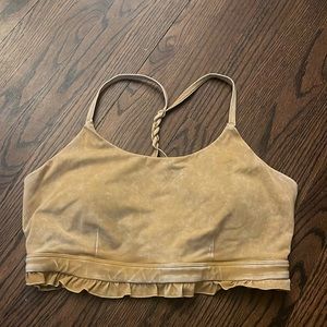 Cropped workout top/sports bra